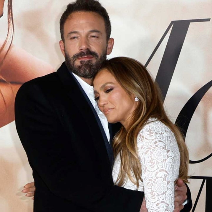 Ben Affleck And Jennifer Lopez Visit $165 Million Spelling Manor After ...