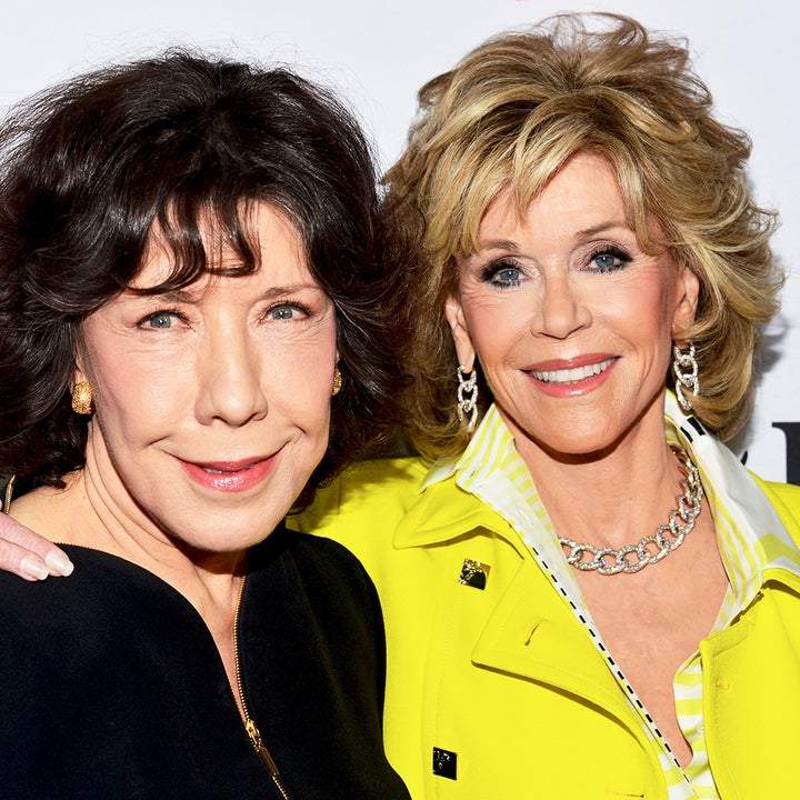 80 for Brady trailer: See Jane Fonda, Lily Tomlin, Rita Moreno, Sally Field  chase Tom Brady