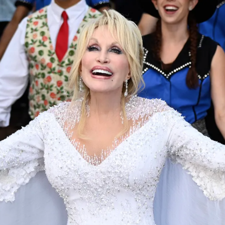 Dolly Parton Reveals Her Marriage Advice