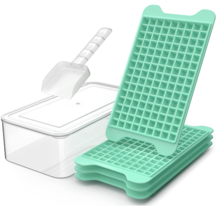 2 SILICONE STACKABLE ICE CUBE TRAYS WITH LIP