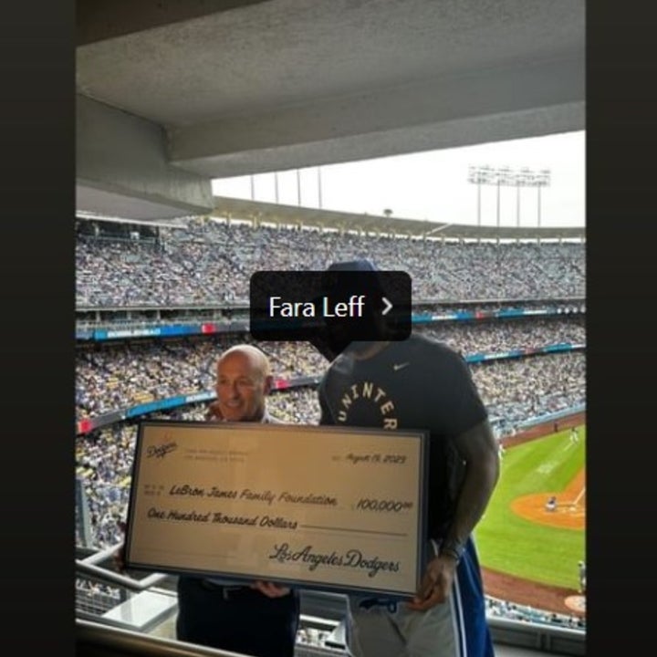 Lebron James at dodgers game. #dodgers #losangeles #letsgododgers #fyp