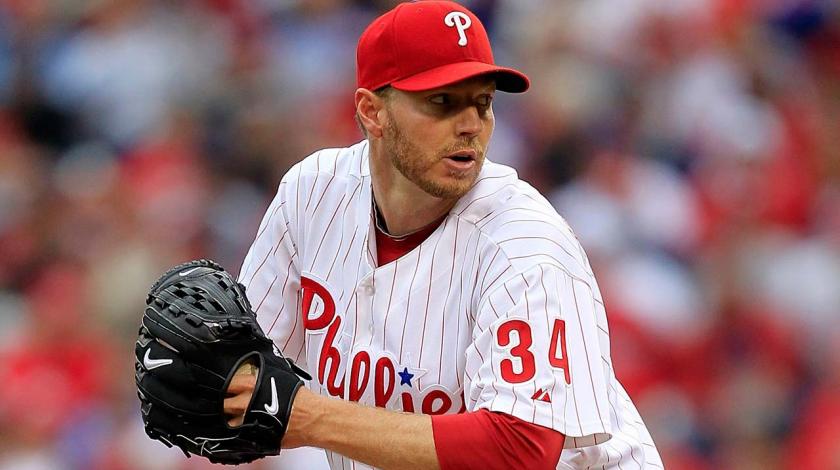 Beloved Roy Halladay mourned by athletes around North America