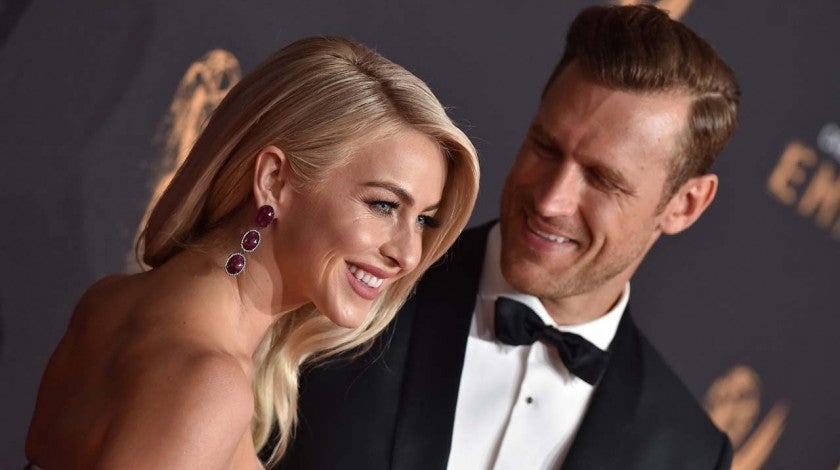 Julianne Hough Goes Topless, Bares Her Bum While Celebrating 'Honeymoon ...