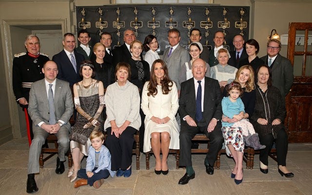 Kate Middleton Visits the 'Downton Abbey' Set! | Entertainment Tonight