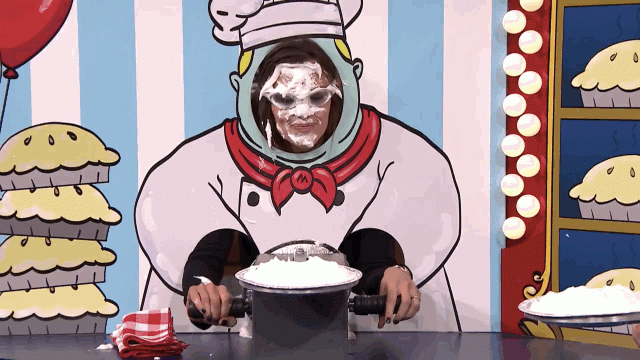 Jennifer Garner Gets A Pie In The Face During Intense Game Of Rock Paper Scissors