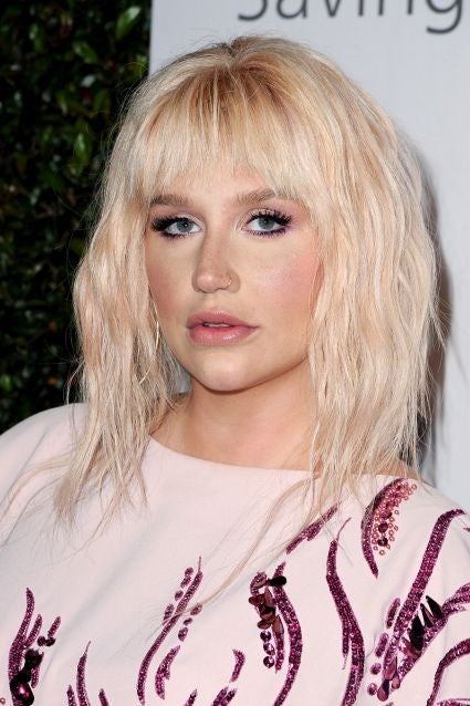 Kesha Performs Emotional Cover of Lady Gaga's 'Til It Happens to You ...