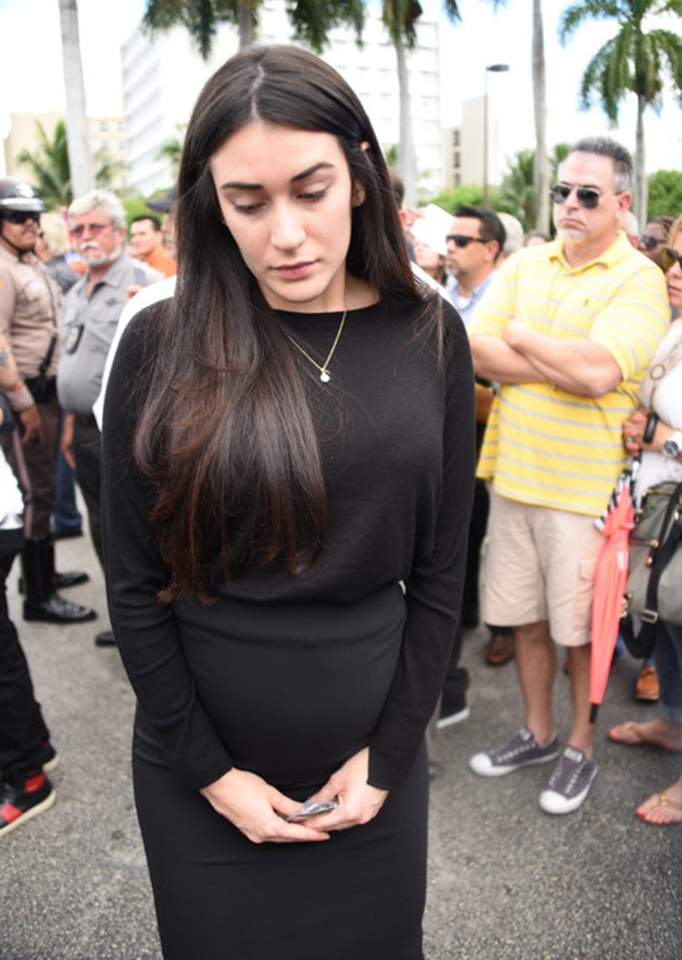 Jose Fernandez's Pregnant Girlfriend Maria Arias Attends Memorial in First  Public Appearance Since His Death