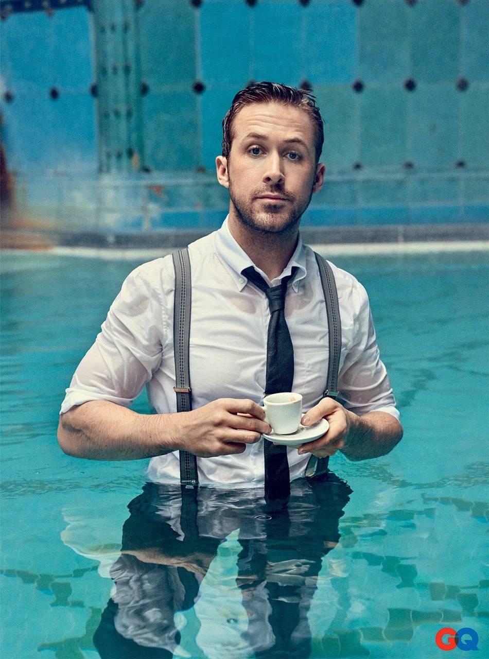 https://www.etonline.com/sites/default/files/styles/970xh/public/images/2016-12/950_ryan_gosling_gq.jpg