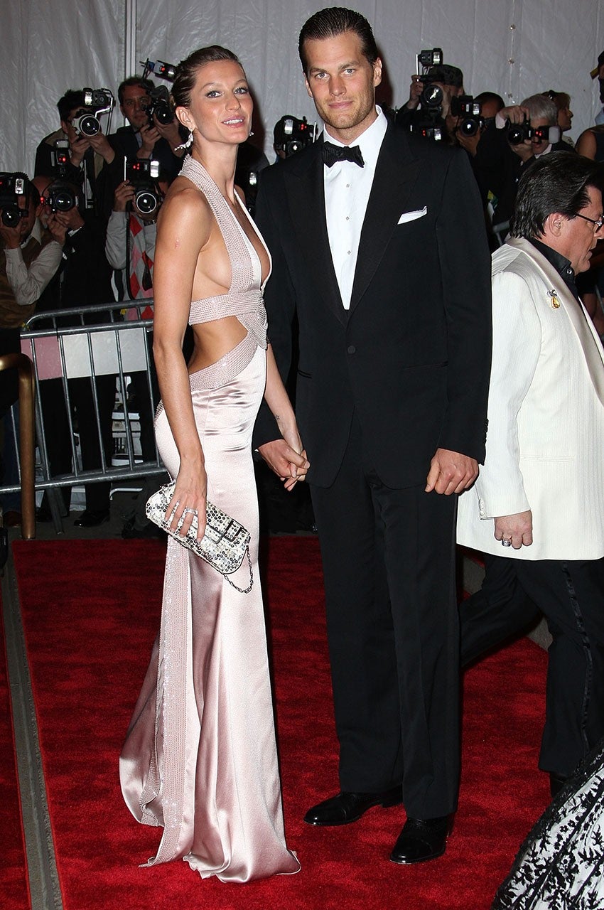 Met Gala: Tom Brady, Gisele Bundchen turn heads on red carpet