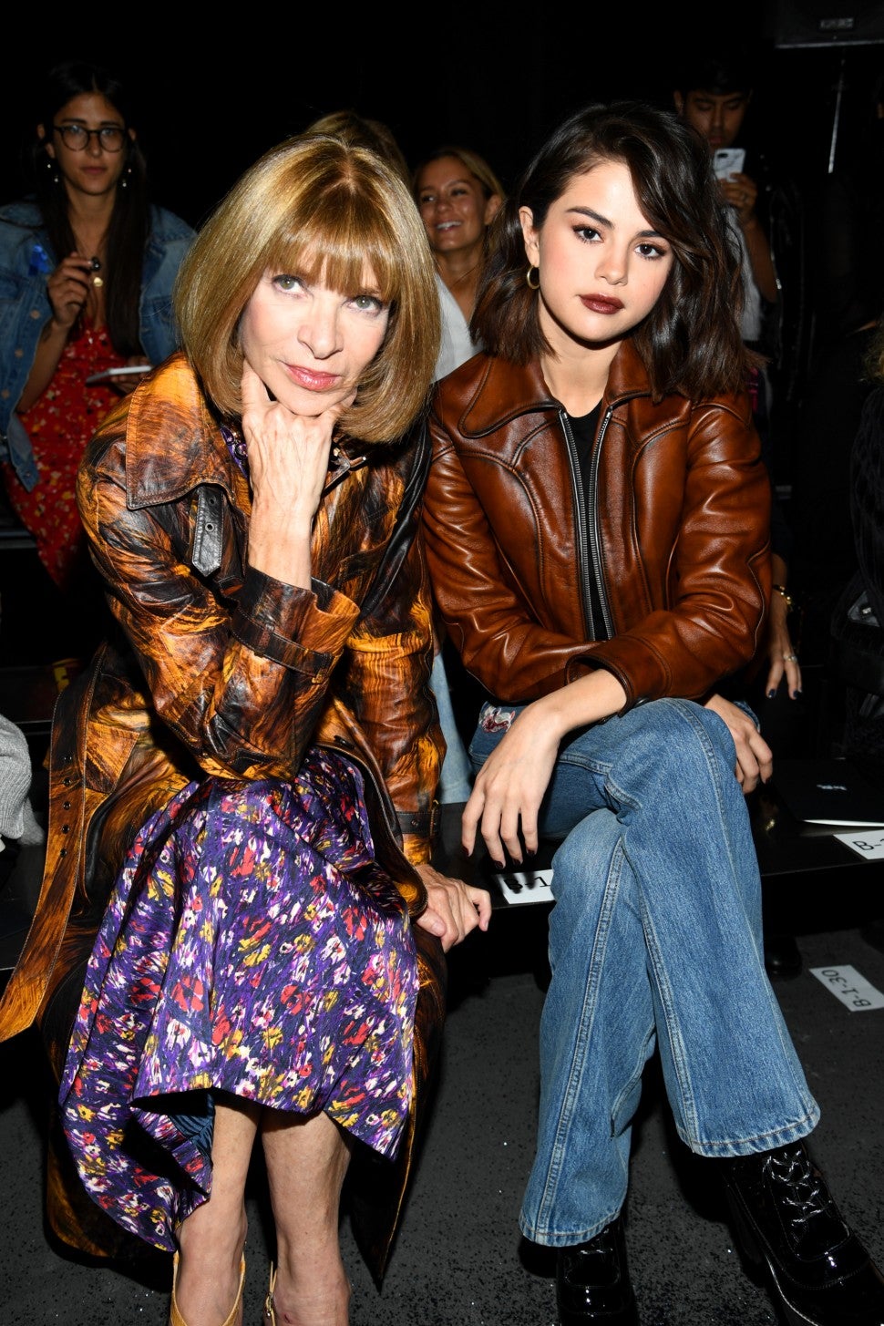 selena_goмez_anna_wintour_GettyIмages-846257576