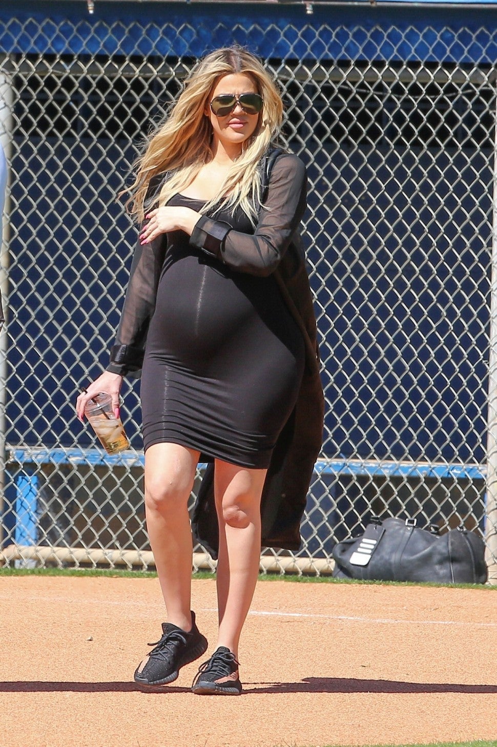 kim kardashian pregnant white and black dress