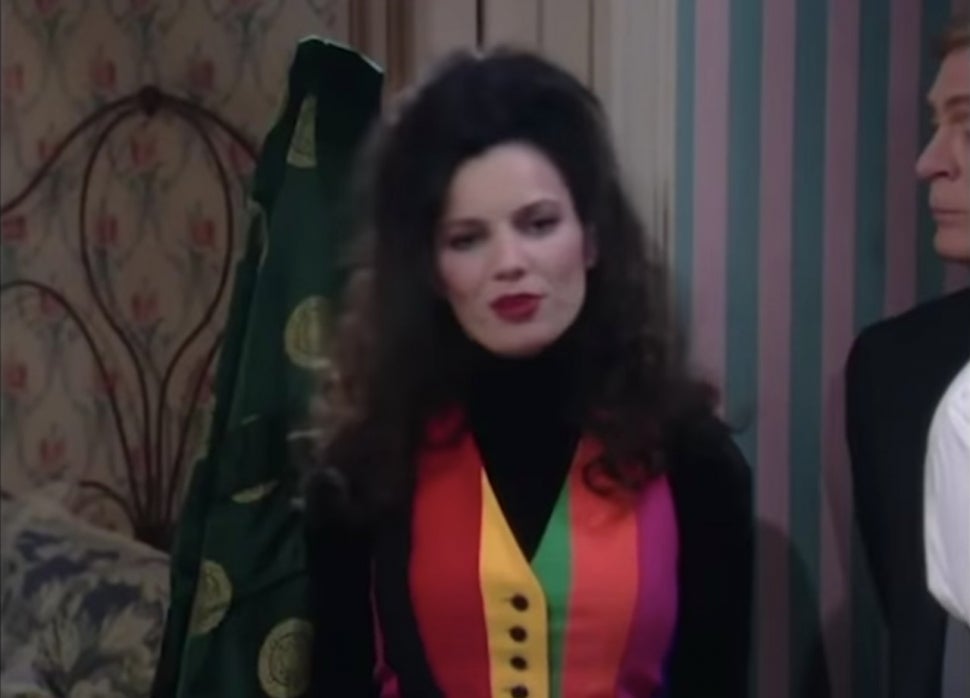 Fran Drescher Rewears Her Iconic Vest From 'The Nanny' 28 Years Later ...