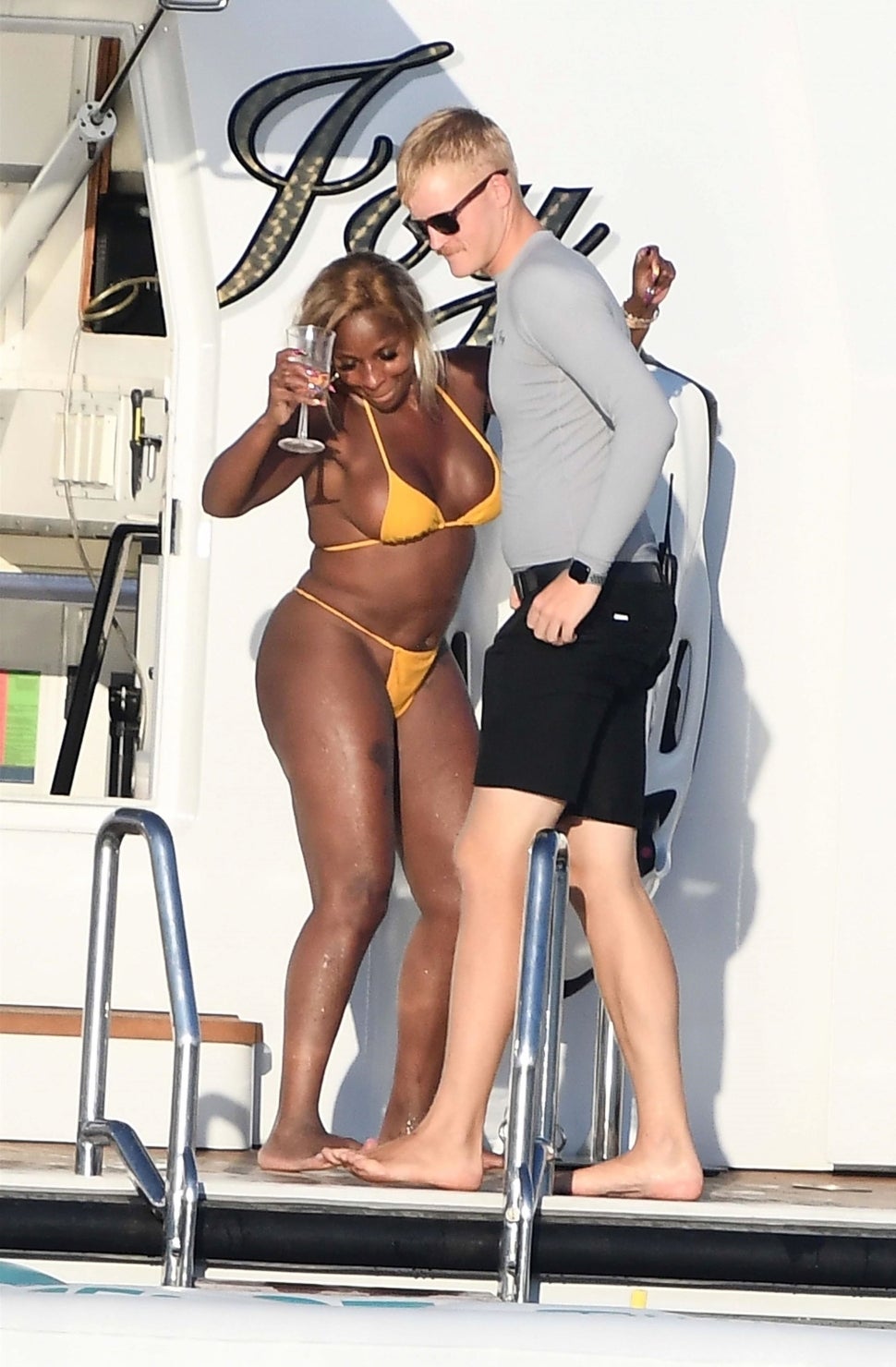 mary j blige in a bathing suit