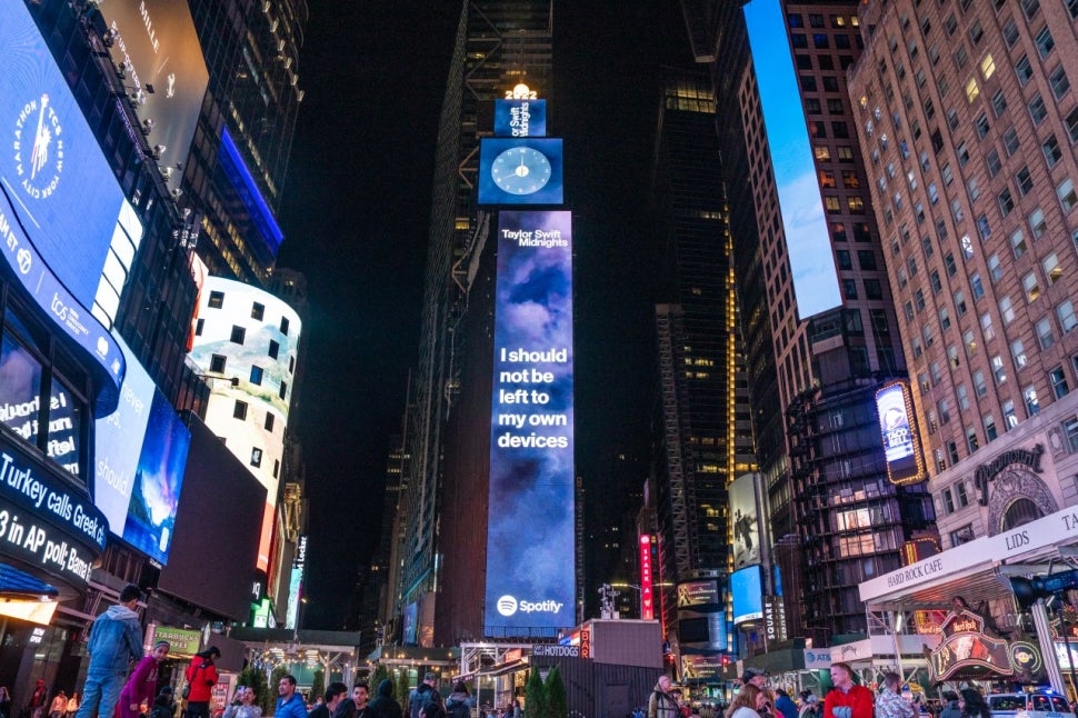 Taylor Swift Midnights Times Square