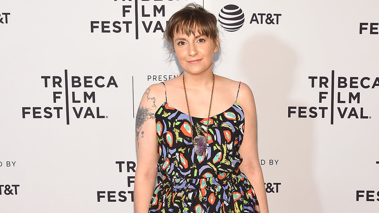 Lena Dunham Shares Topless Photo After Opening Up About Hysterectomy |  Entertainment Tonight