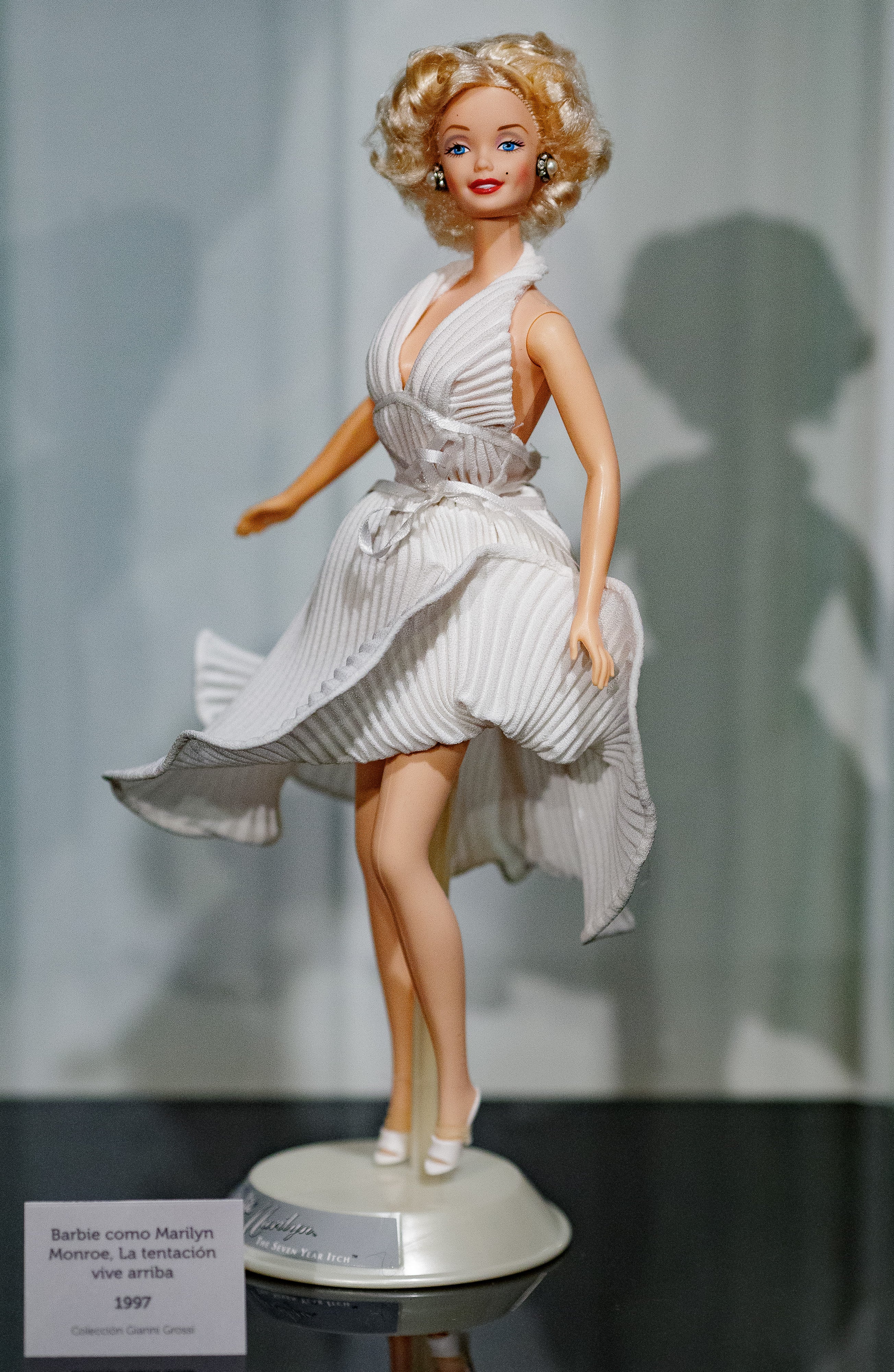 1997 marilyn monroe barbie online