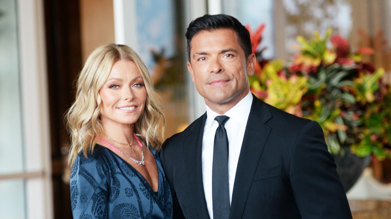 Kelly ripa deals cameo necklace