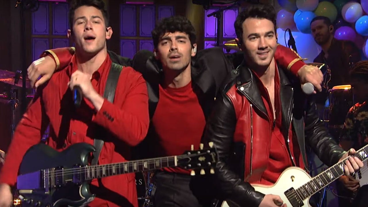 Jonas Brothers Rock 'Saturday Night Live' Stage With New Hits and a