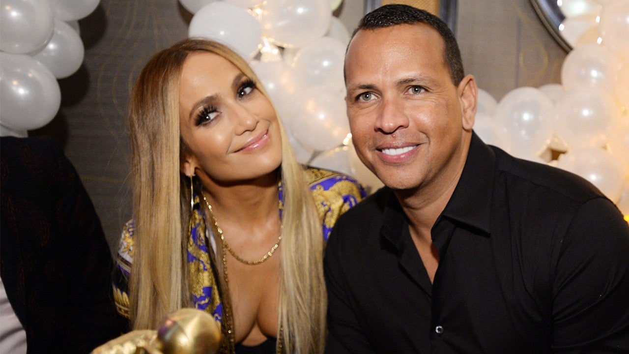 Jennifer Lopez Helps Alex Rodriguez Celebrate His Birthday!: Photo