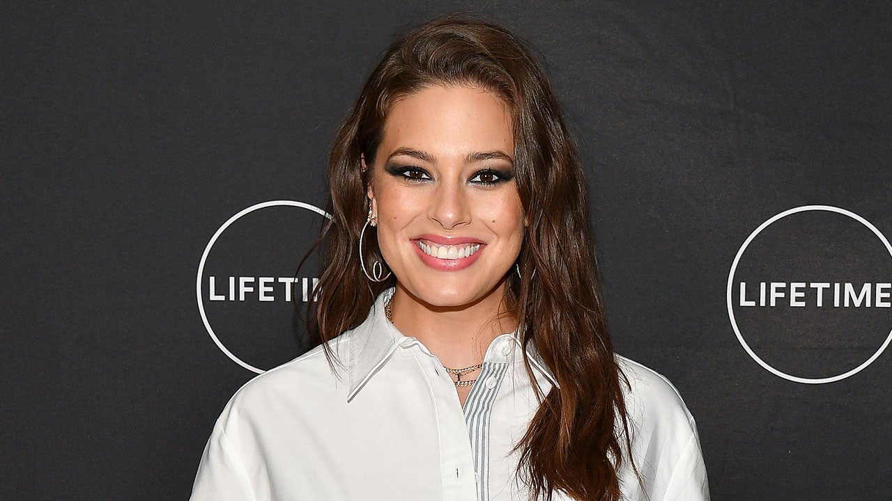 1280px x 720px - Ashley Graham Praised By Fans for Candid Nude Photo After Announcing  Pregnancy | wusa9.com
