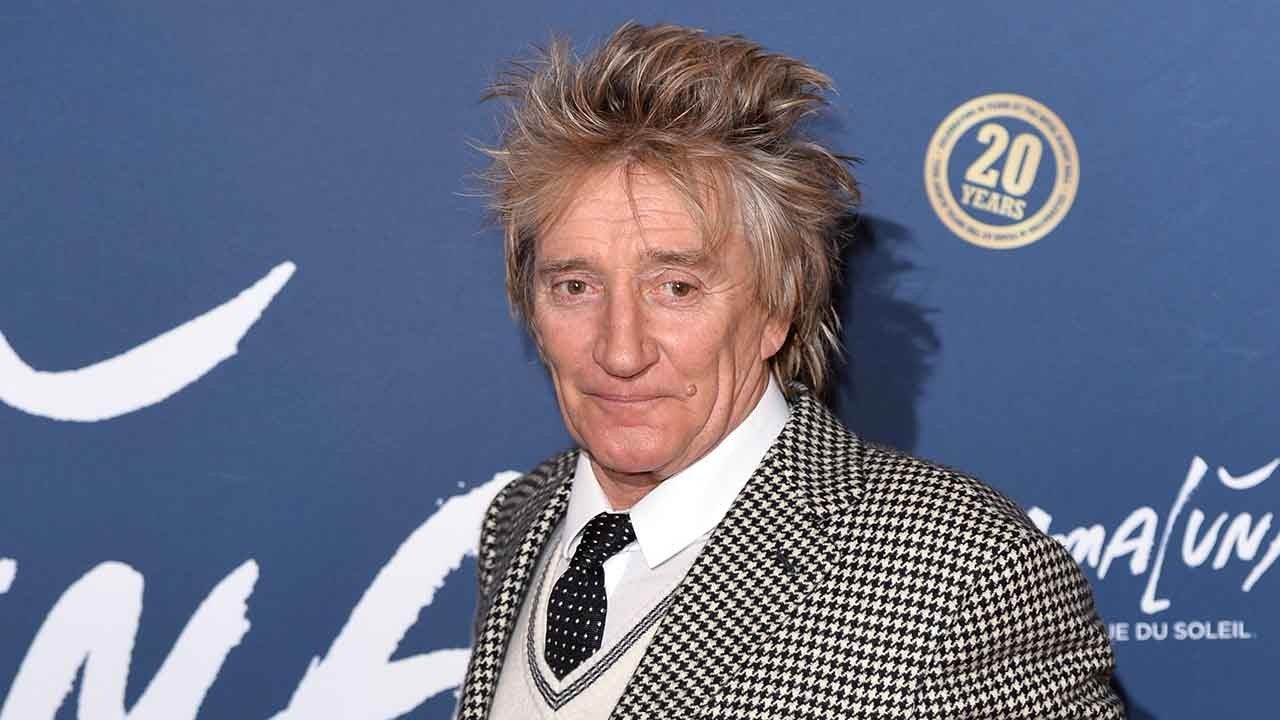 Rod Stewart Reveals Secret Battle With Prostate Cancer