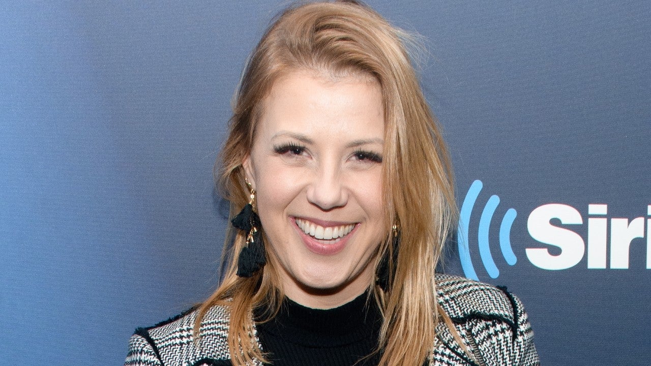 'Full House's Jodie Sweetin Defends Olympics Drag Performance After Candace Cameron Calls It 'Disgusting'