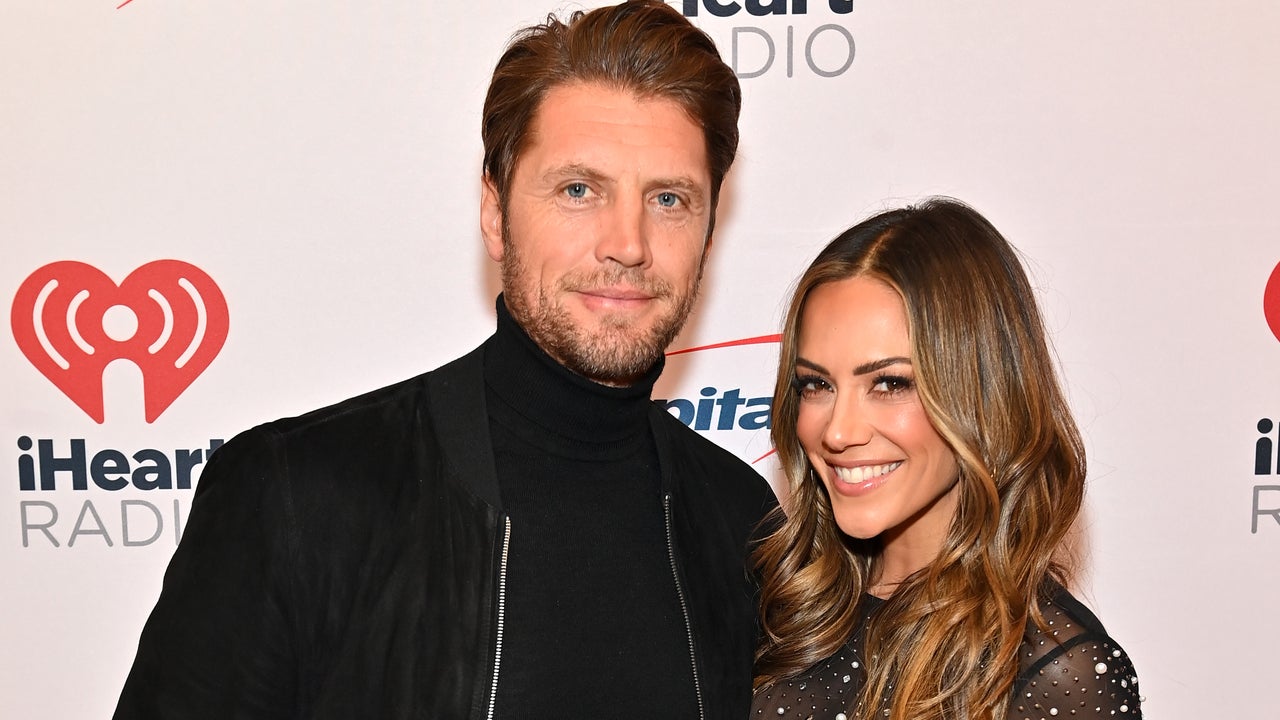 New Photo - Jana Kramer Marries Former Soccer Player Allan Russell