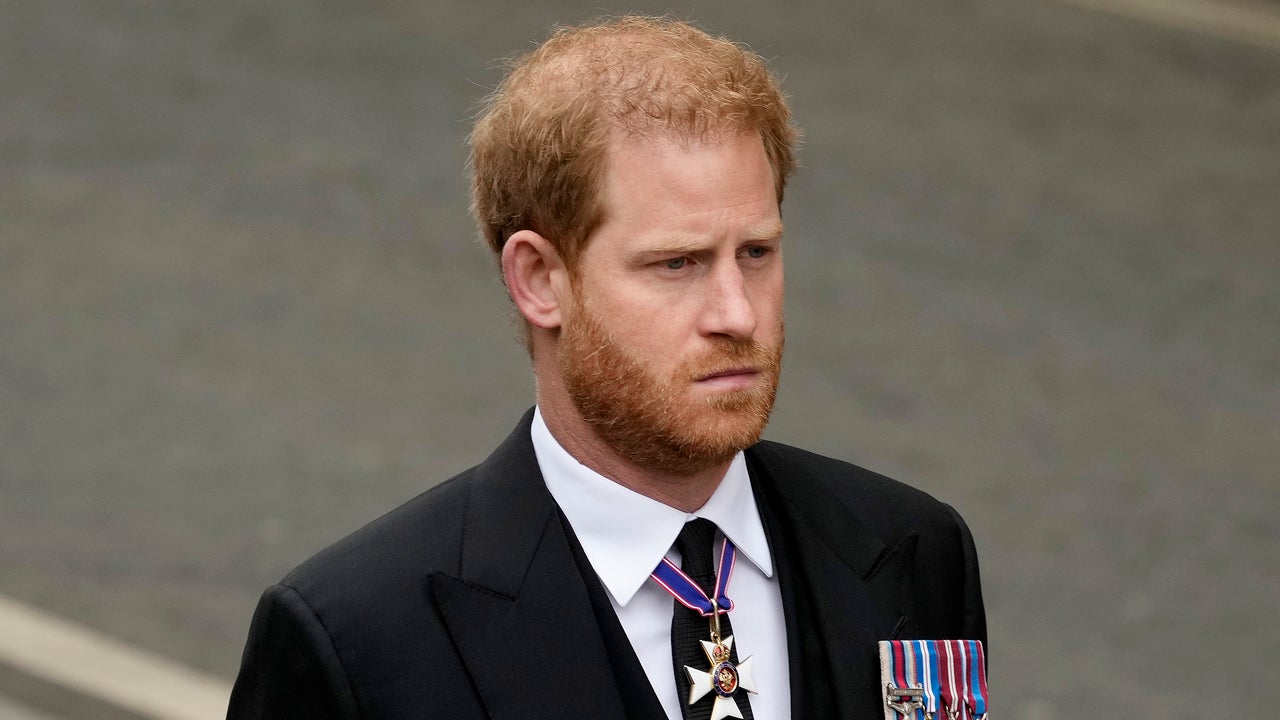 Prince Harry Says Tabloid Lawsuits Contributed to Royal ‘Rift’ | NewsBurrow