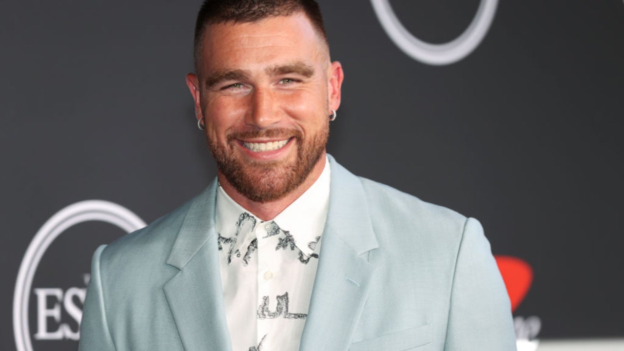 Travis Kelce Revisits His 2014 Tweet About Backup Dancers After His Stage Debut With Taylor Swift