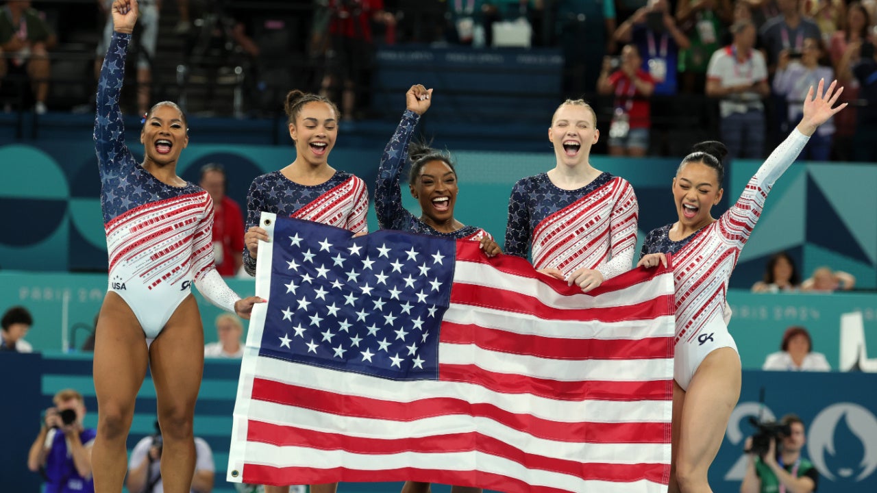 New Photo - Simone Biles and Team USA Win Gold at Women's Gymnastics Team Final