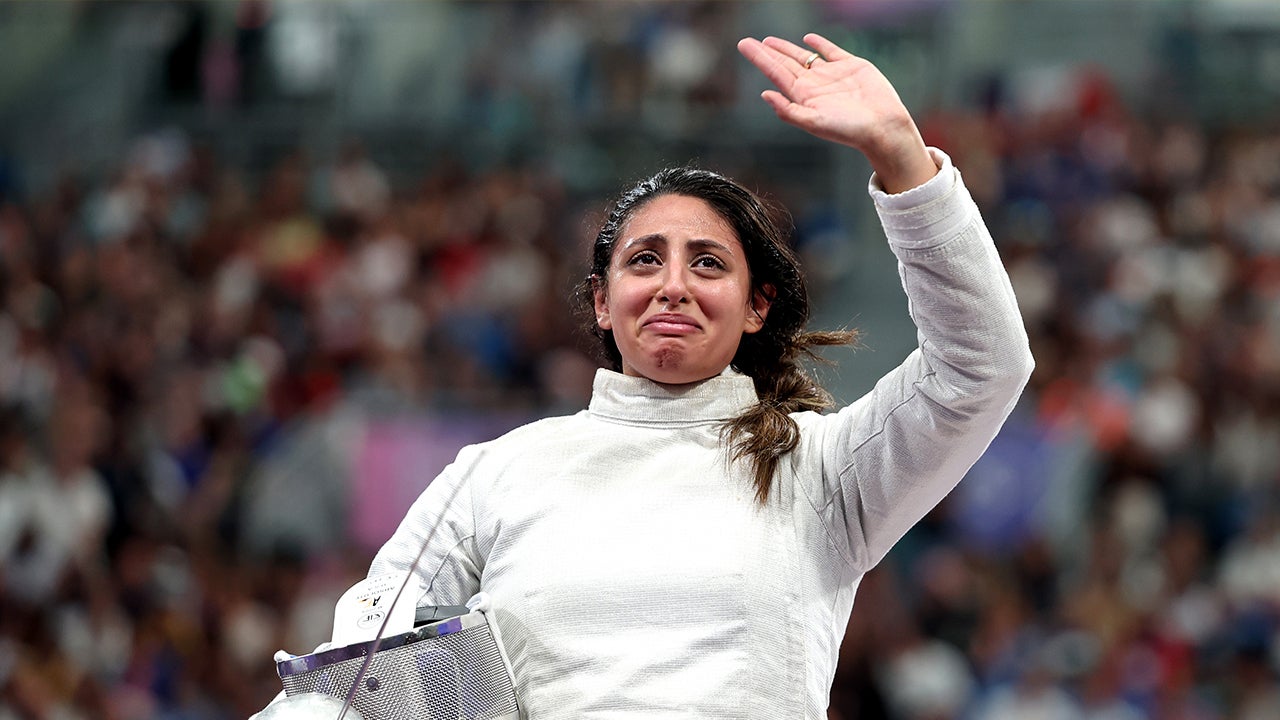 Egyptian Fencer Nada Hafez Competes in Paris Olympics While 7 Months Pregnant