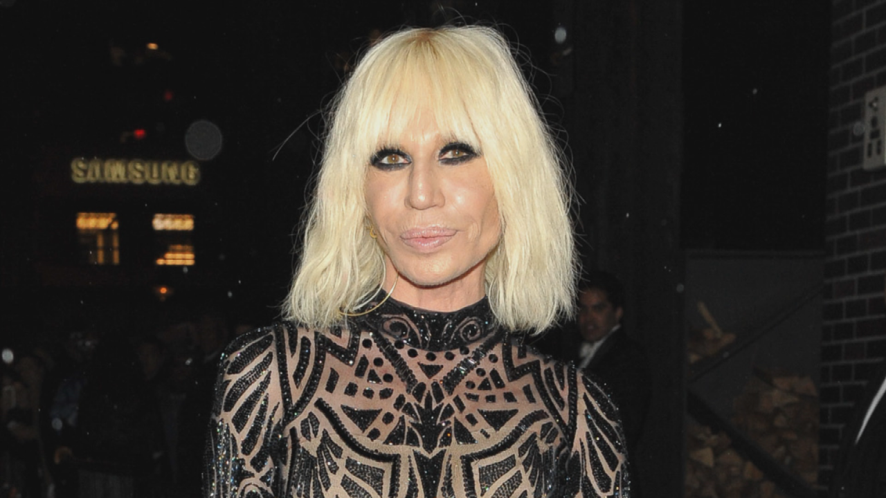 Donatella Versace Pays Tribute to Her Late Brother Gianni by Reuniting ...