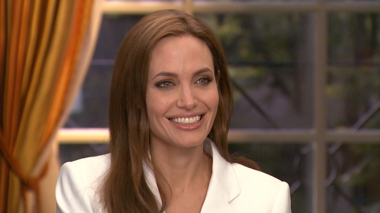  Angelina Jolie 2023 Planner: Angelina Jolie Monthy