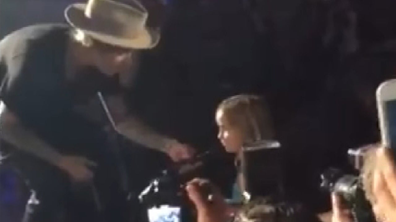 Watch Justin Bieber Sing 'Baby' With a Young Fan in a 