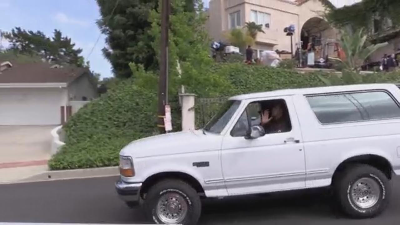 Watch OJ Simpson's Bronco Ride Again! Behind The Scenes Of 'American ...