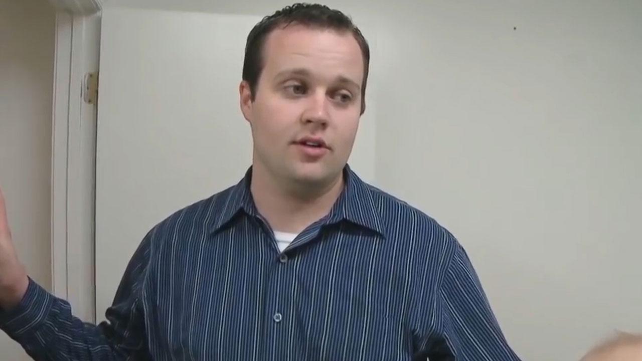 Josh Duggar Checks Into Treatment Center After Ashley Madison Scandal ...