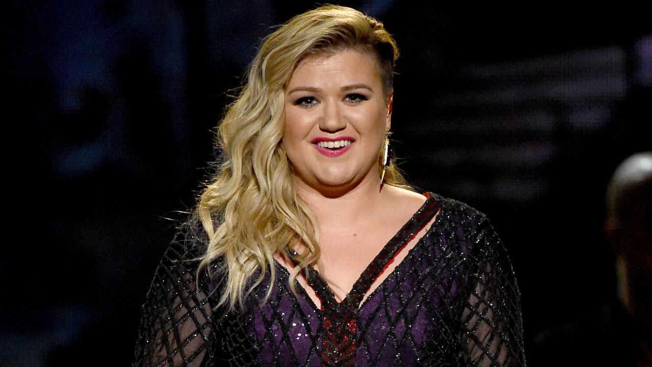 Kelly Clarkson's Daughter River Rose Is in Her 'Piece By Piece' Video ...