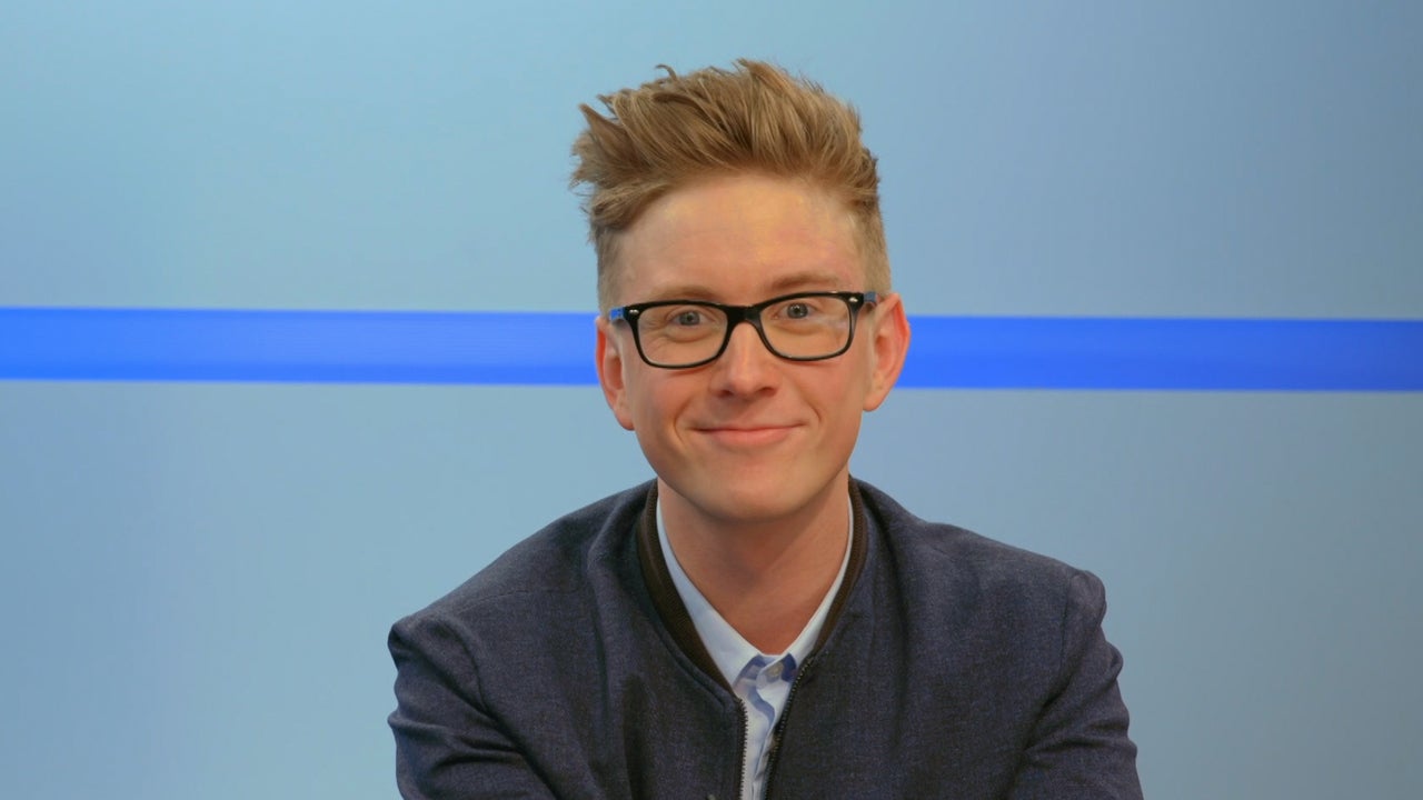 Tyler Oakley Reveals the One Thing He's 'Really Afraid' for Fans to Learn  About Him in 'Snervous' | Entertainment Tonight