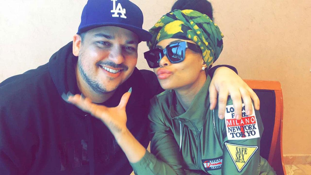 Rob Kardashian Goes Shirtless On A Date With Blac Chyna Entertainment Tonight