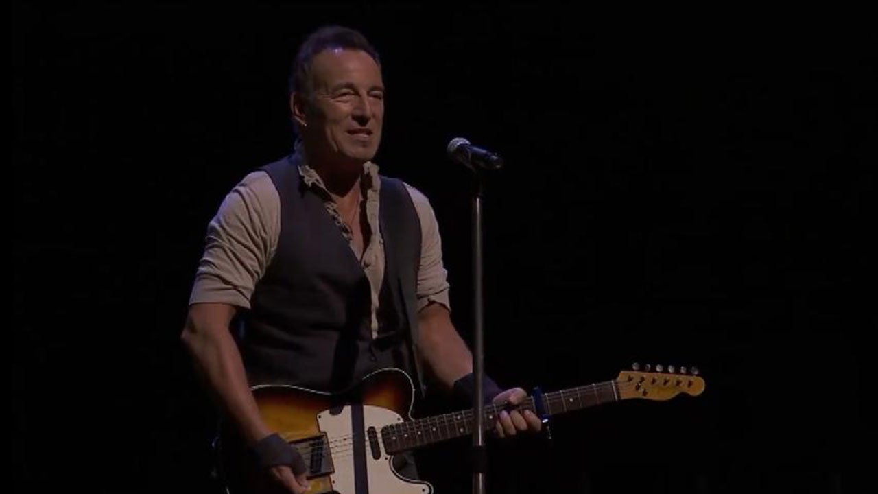 Bruce Springsteen Supports Women's March During Australian Concert: 'We ...