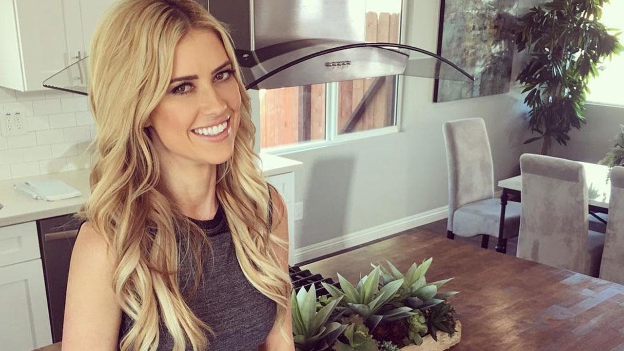 Christina El Moussa Not Dating Despite Recent Night Out With Mystery 1879