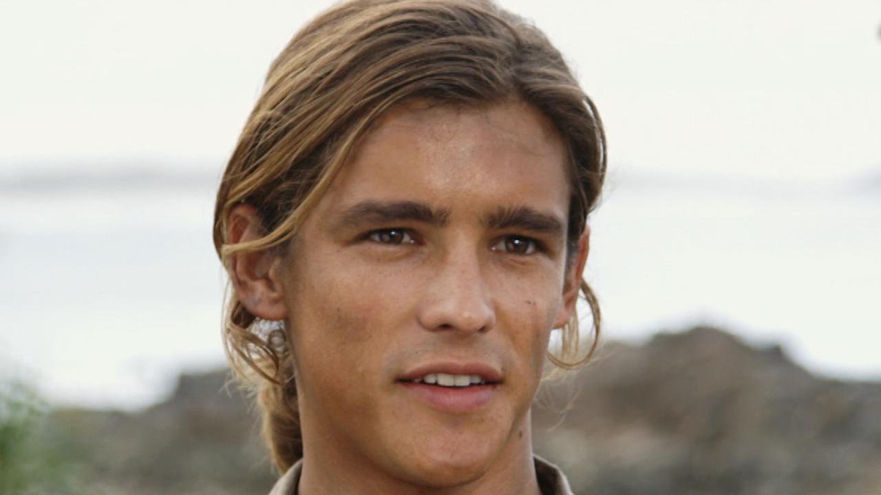 Meet The Newcomer Hotties Starring In Pirates Of The Caribbean Entertainment Tonight