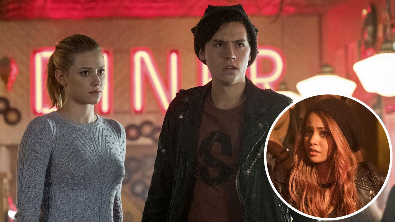 Riverdale': Betty Strips for Jughead! Star Vanessa Morgan Spills on That  Shocking Serpent Dance (Exclusive) | Entertainment Tonight