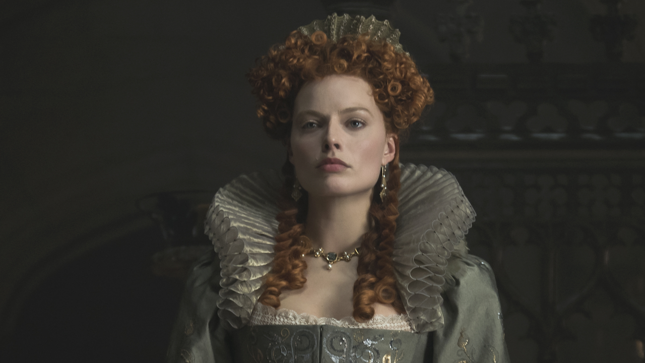 First Official Look At Margot Robbie As Queen Elizabeth I In Mary Queen Of Scots 2535