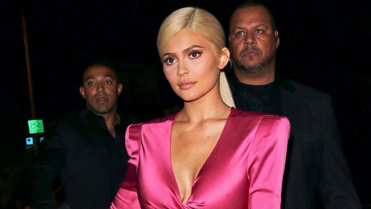 Kylie Jenner Looks Pretty In Pink For Her 21st Birthday Party 