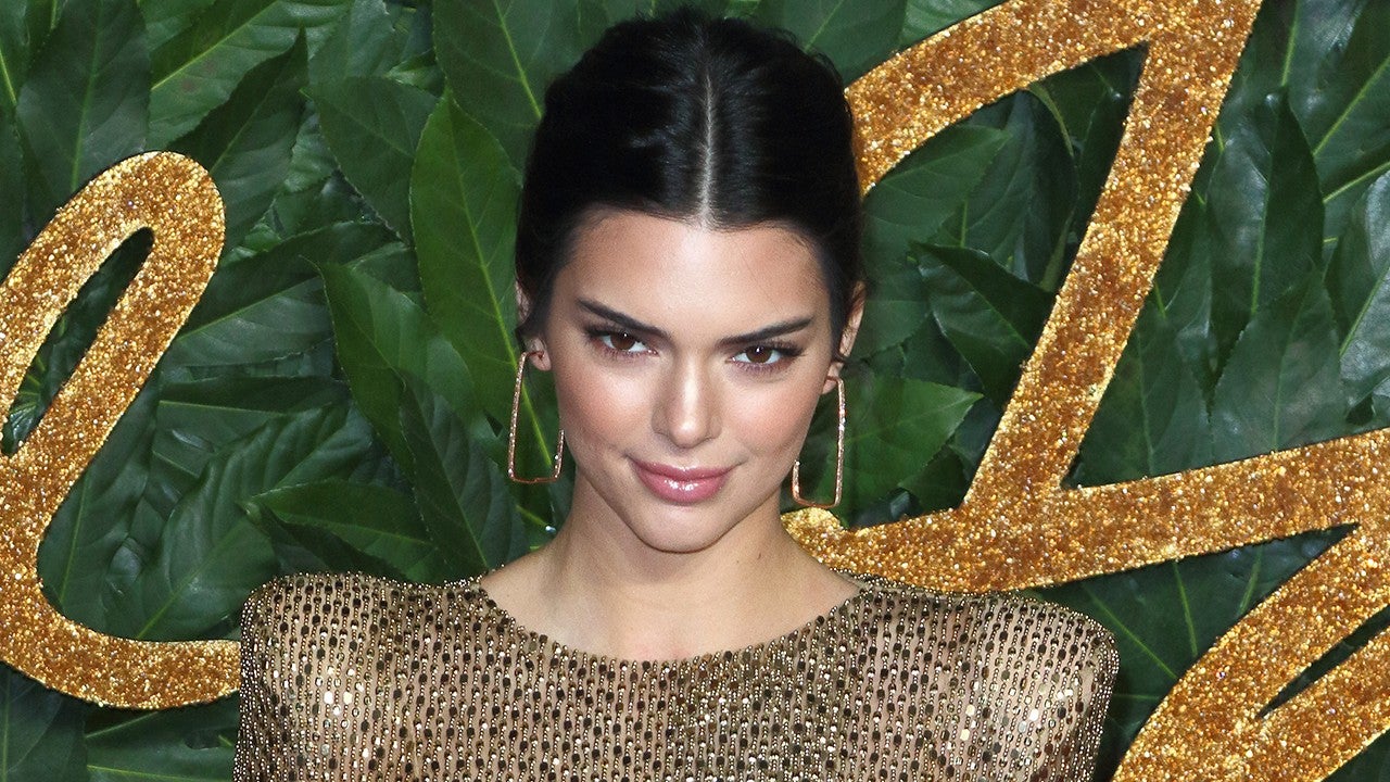 Kendall Jenner Bares It All In Wild Italian 'Vogue' Spread ...