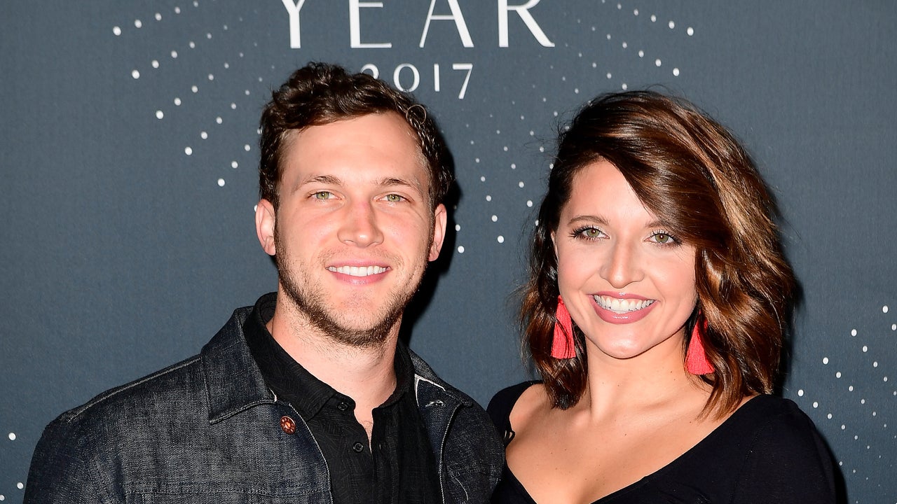 'American Idol' Alum Phillip Phillips and Wife Expecting ...