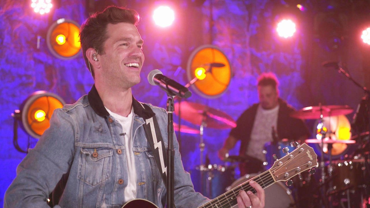 Watch Andy Grammer Perform Don T Give Up On Me Exclusive Entertainment Tonight