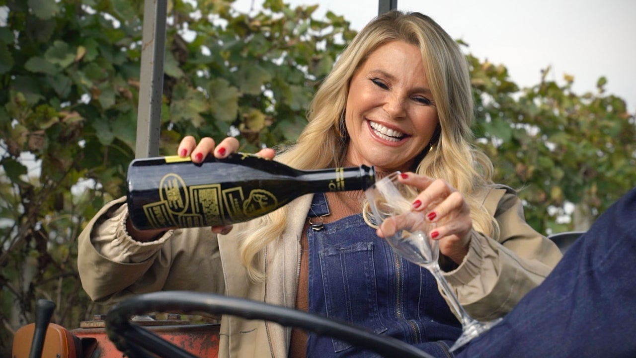 How Christie Brinkley Makes Her Prosecco Exclusive Entertainment Tonight 