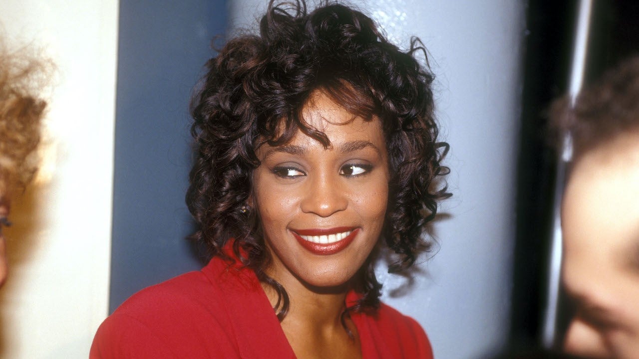 Whitney Houston Special, 'Whitney, a Look Back,' to Air on CBS With ...